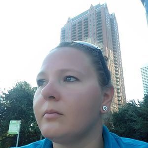 Meet your Posher, Cortney